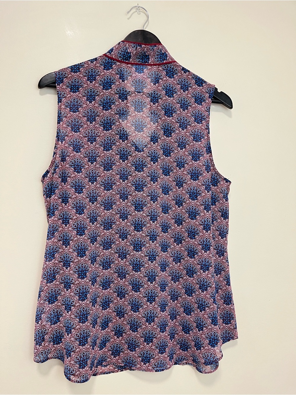 CAbi Sleeveless Fan Blouse - Moroccan Geometric Print - Picture 8 of 13